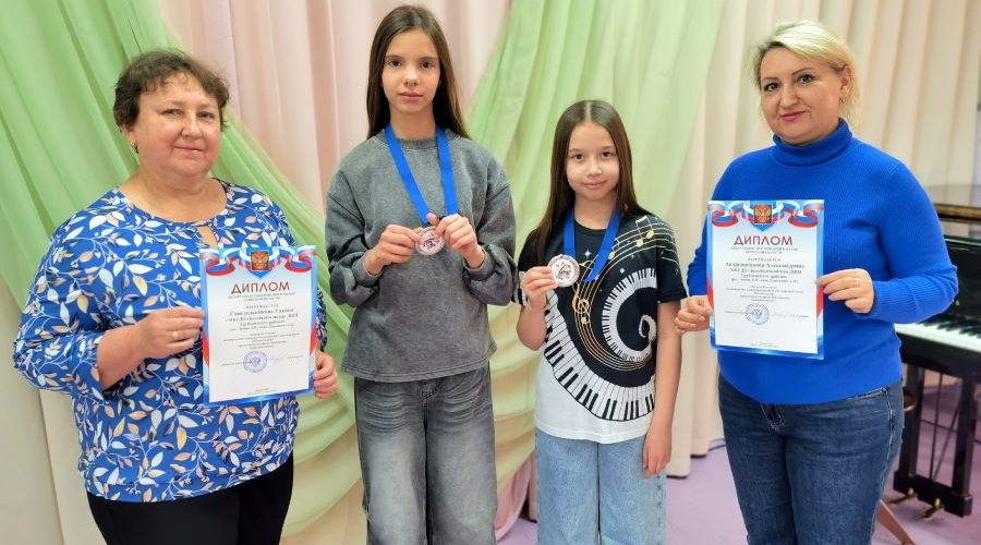 Школьницы из Белой Березки Трубчевского района – лауреаты регионального конкурса «Юные голоса»