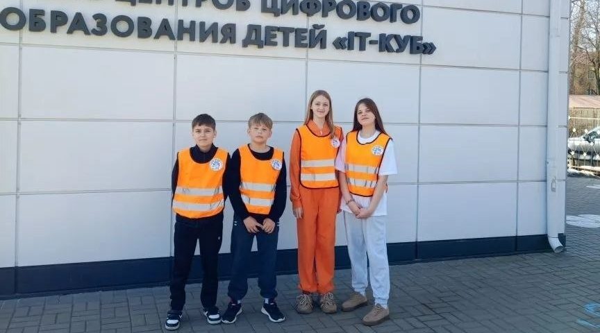 Трубчевские школьники отличились на конкурсе «Безопасное колесо-2026»