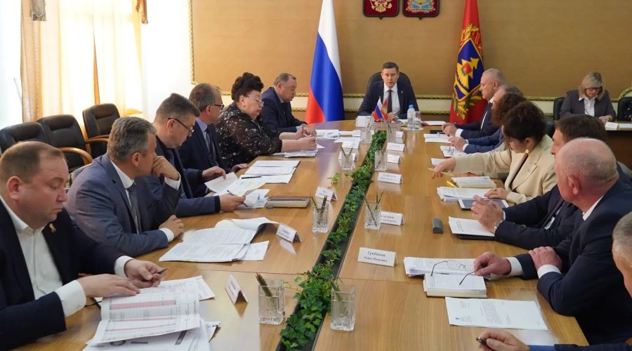 В Брянске прошло совещание по подготовке летнего отдыха детей
