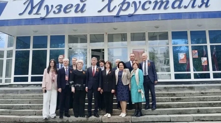 Социальную и образовательную сферы обсудили депутаты на выездном заседании в Дятьково