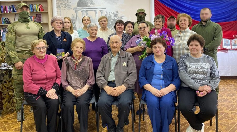 В Трубчевской библиотеке прошла презентация новой книги Натальи Пресняковой