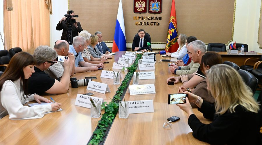 Егор Ковальчук провел встречу с руководителями ведущих СМИ