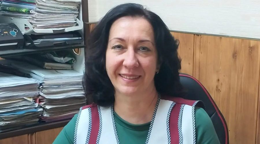 В День работника торговли в России – о заведующей магазином Е. О. Деревянко