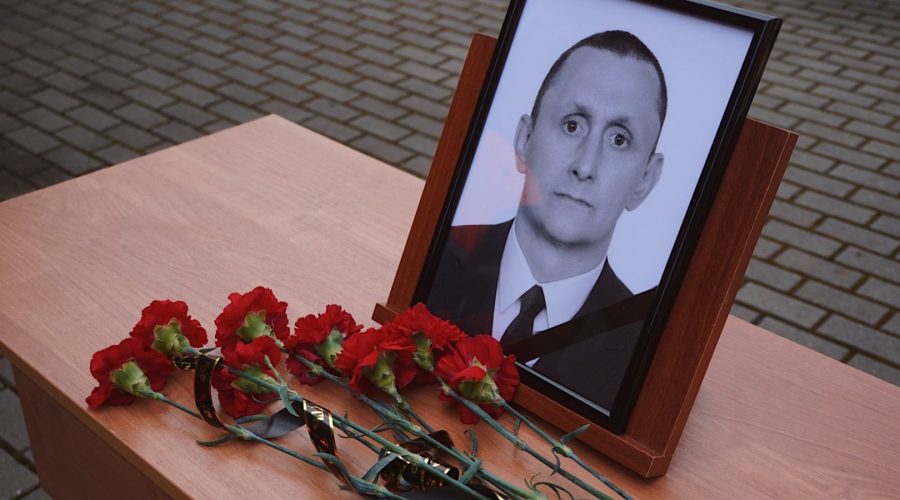 Светлая память герою: в ГУ МЧС России по Брянской области простились с Николаем Голенком
