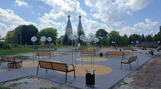 В брянской Коржовке-Голубовке по нацпроекту благоустраивается общественное пространство