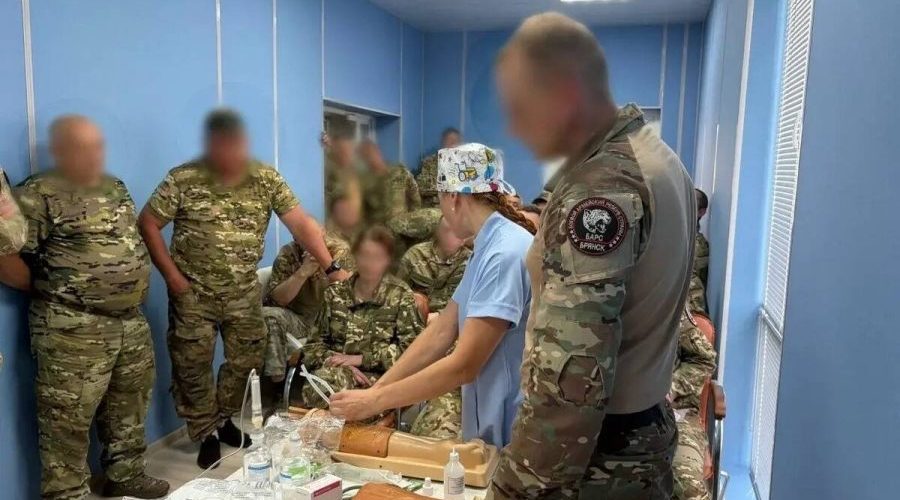 Бойцы «БАРС-Брянск» учатся использовать компоненты крови при ранениях