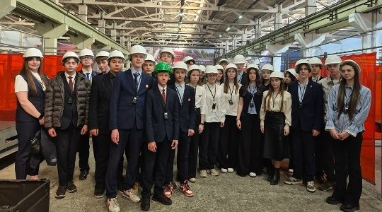 Брянские школьники вновь смогут посетить экскурсии на предприятия региона