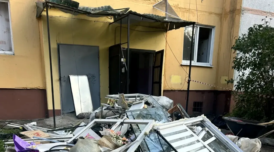 В Брянске идет работа по устранению последствий ракетного удара ВСУ