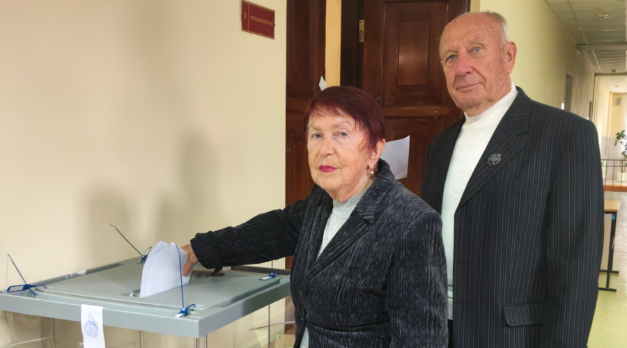 Супружеская пара трубчевских педагогов – яркий пример гражданской ответственности