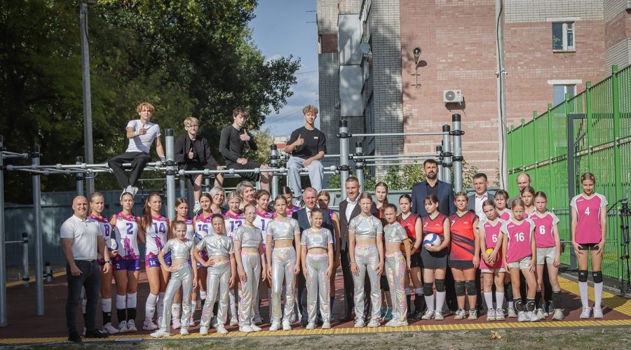 В Брянске открыли первую «умную» спортплощадку