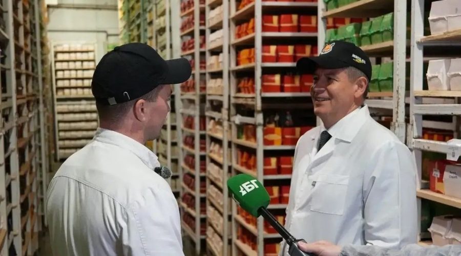 Глава региона Егор Ковальчук посетил Брянский сыродельный завод