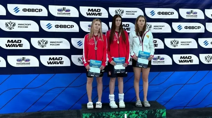Брянские пловцы взяли награды на чемпионате России
