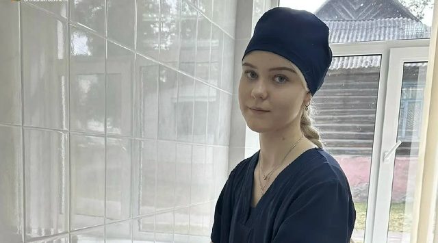 Медицинские кадры брянского здравоохранения пополнились новым специалистом